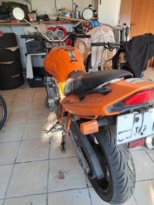 Suzuki GSF600 Bandit 96