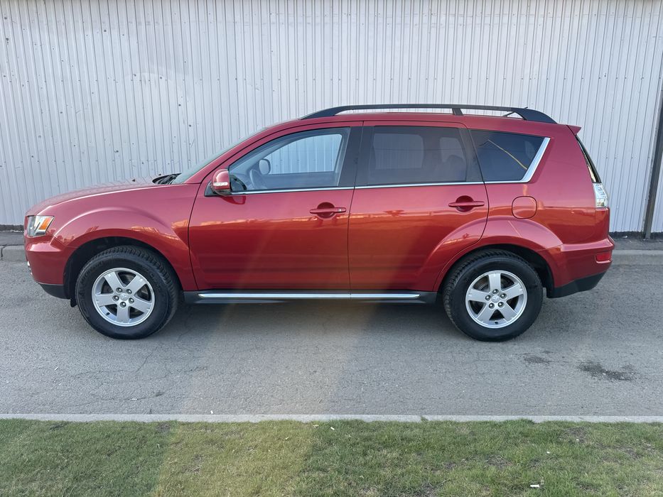 Mitsubishi Outlander 2.3 did 4*4  з Швейцарії