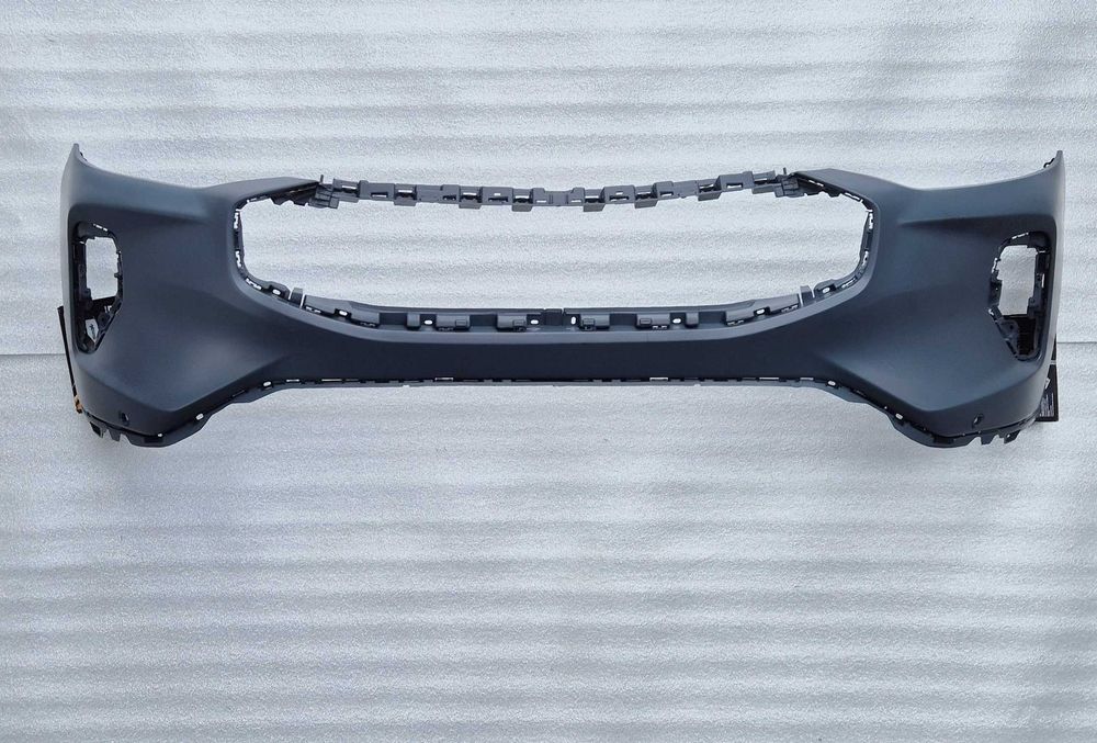 Бампер передний Ford Escape 2023 2024 2025 в зборі