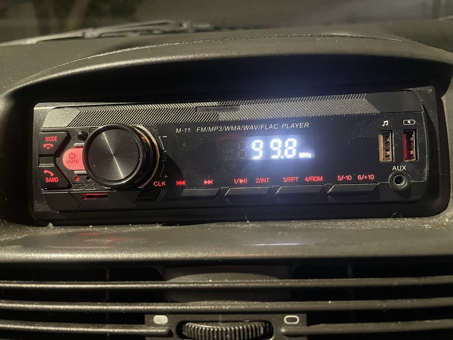 Rádio com bluetooth