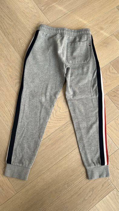 Nowe Spodnie dresowe chłopięce 122 128 us polo assn