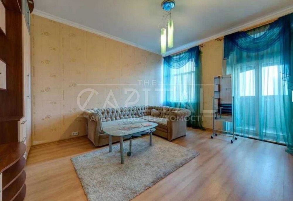 Продаж 3к квартиру в центрі міста,  бульвар Тараса Шевченка