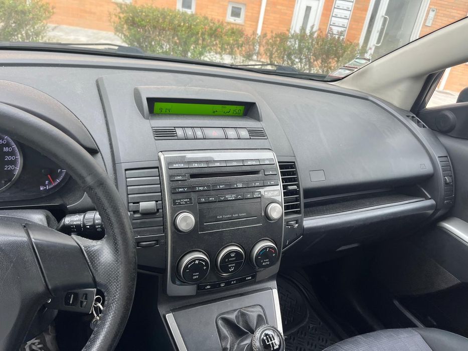 Mazda 5 2.0 Diesel | 7 lugares | 2010 — photo 4