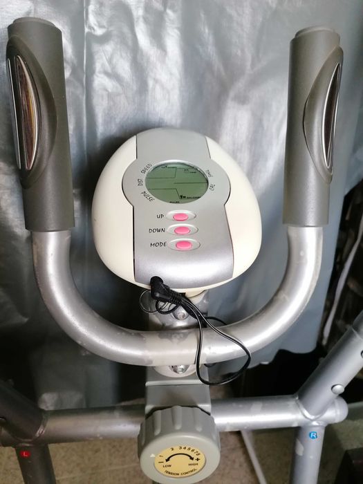 Vende-se bicicleta elíptica