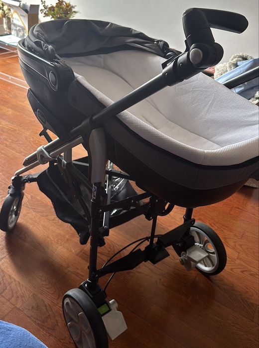 Trio carrinho Chicco completo 30€