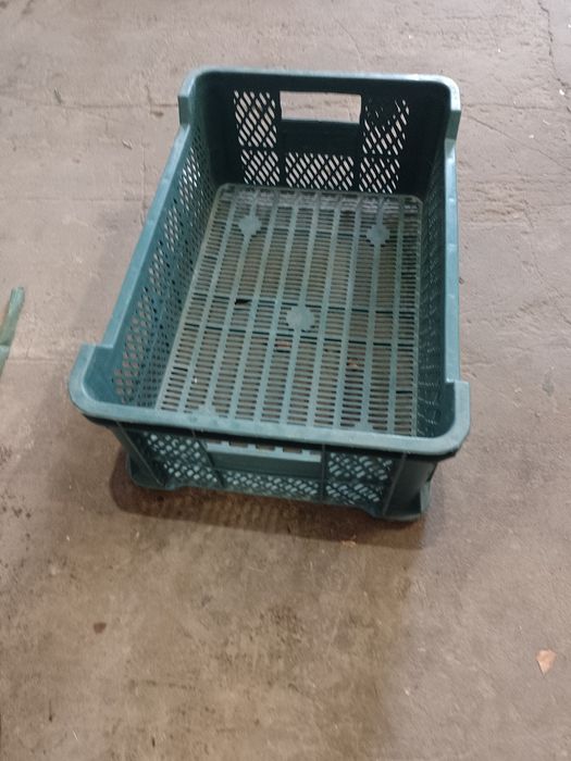 Skrzynki plastikowe