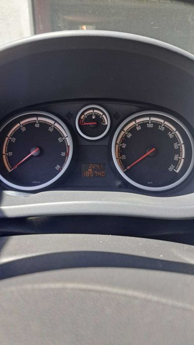 Opel Corsa 1.2 Enjoy