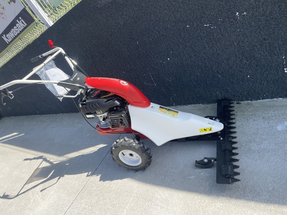 Ceifeira ( motogadanheira) a gasolina