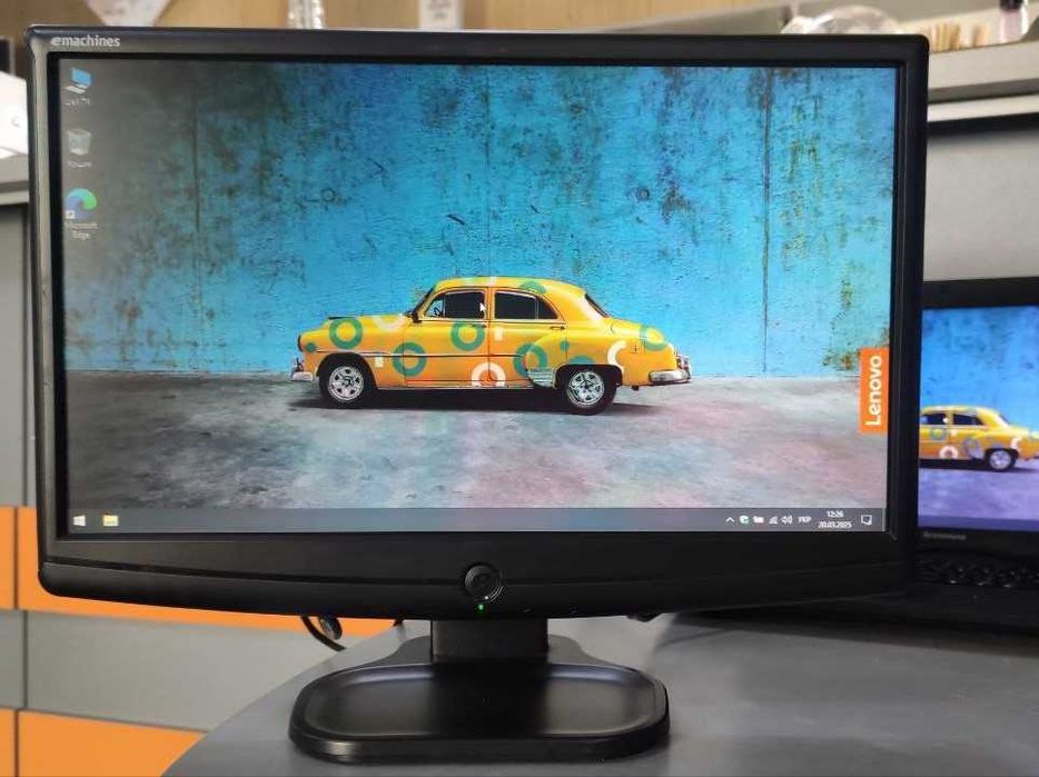 Монітор Acer eMachines E190HQVb 18.5 дюймів