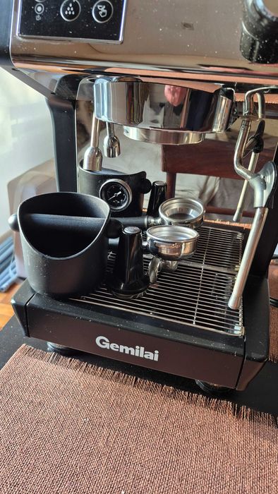 Máquina de café Gemilai CRM3200D