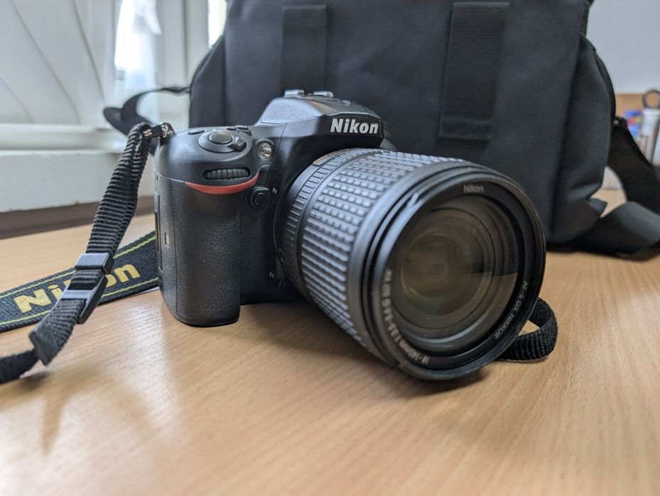 Lustrzanka Nikon d7200 + obiektyw Nikkor 18-140
