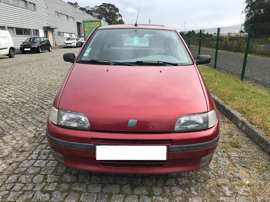 Fiat Punto 55 1.1 5P 1997 - Para Peças