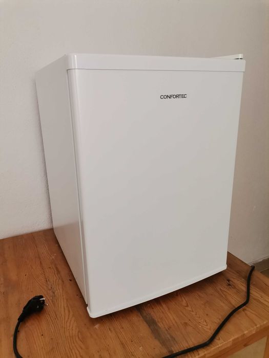Mini Bar CONFORTEC CF 90WE