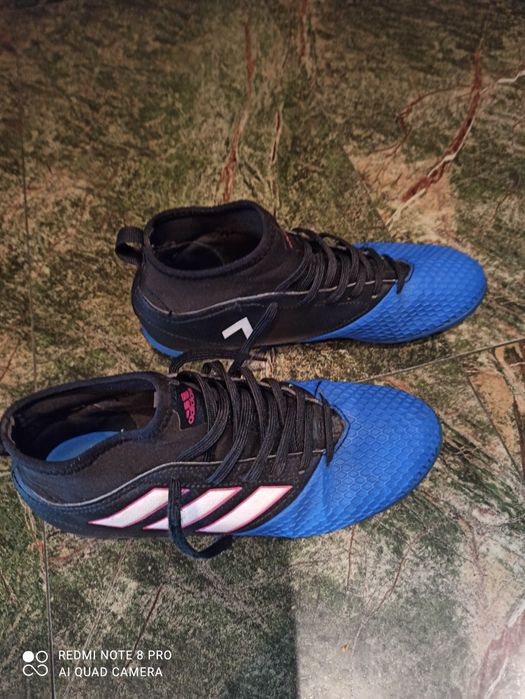 Adidasy halowe 38
