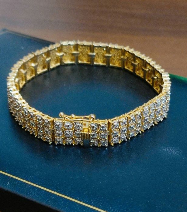 Bransoletka złocona z diamentami