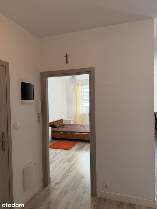 Dwupokojowe mieszkanie z balkonem i garażem