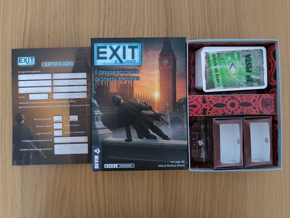 Jogo de tabuleiro Exit – O Desaparecimento de Sherlock Holmes