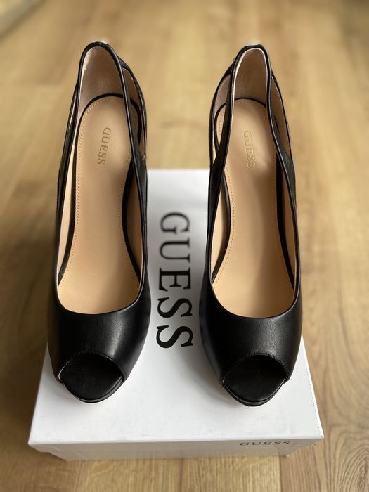 Szpilki Guess  r 39