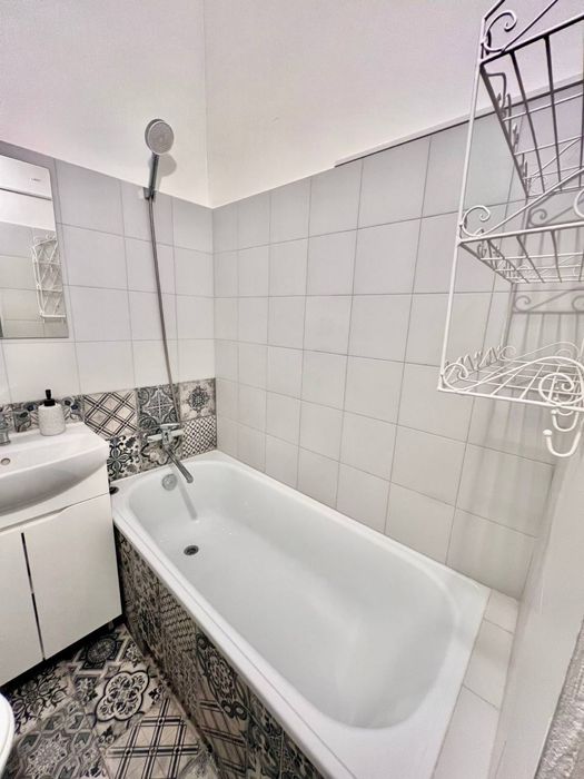 1 кім Централ Ж Д Вокзал метро Вокзальна Університет  пл Галицка Цирк