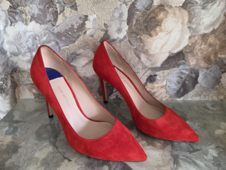 Червоні туфлі-човники Stuart Weitzman оригінал р.34