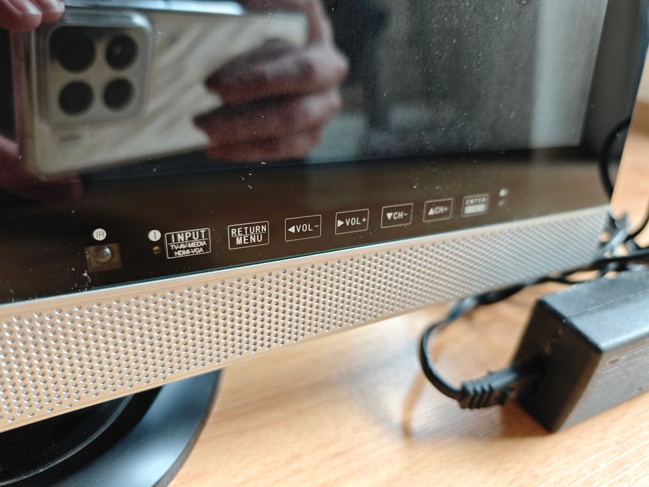Opera monitor z tunerem tv hdmi usb 19,5"