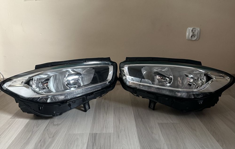 Фари Mercedes citan ii w420