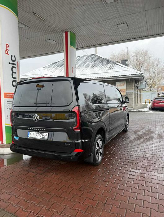 Przewozy okolicznościowe przewóz osób wynajem bus 8 osób transport