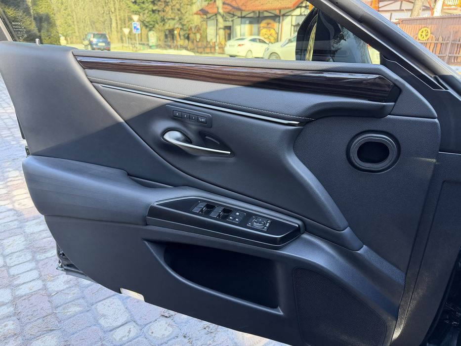 Lexus es 350, офіційна, сервісна історія, багато додаткових вкладень