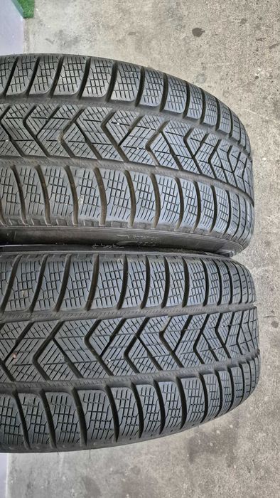 2 Pneus Pirelli Scorpion Winter 255/50 R19 103T Seal Inside AO VW Audi como novos DOT 50/23