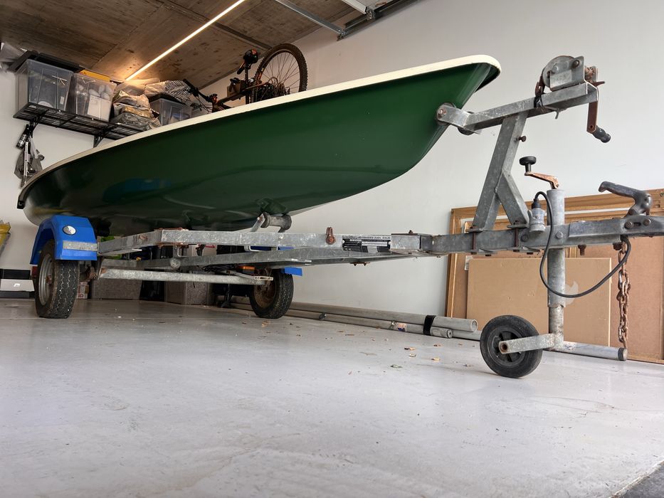 Atrelado para embarcações e Barco Laser classico