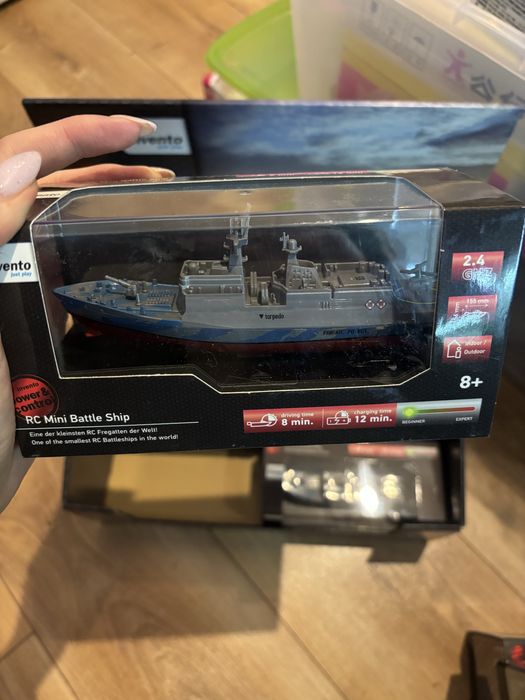 Motorowka zdalnie sterowana