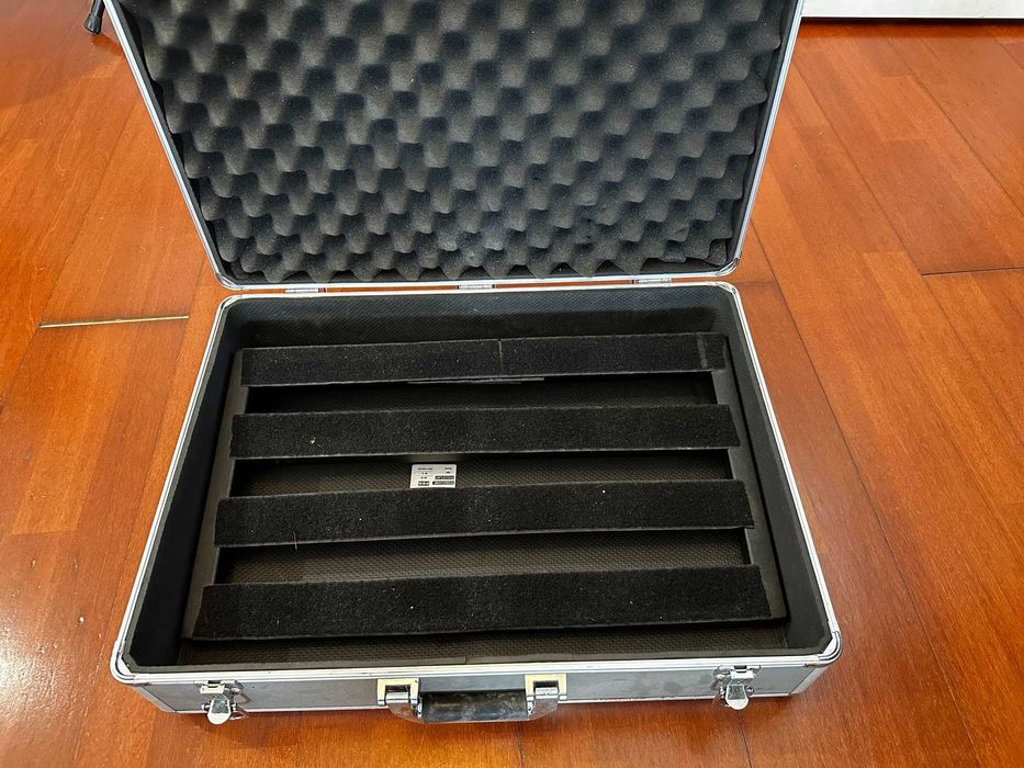 Pedal Board Pedaltrain - 1 (mala rígida)