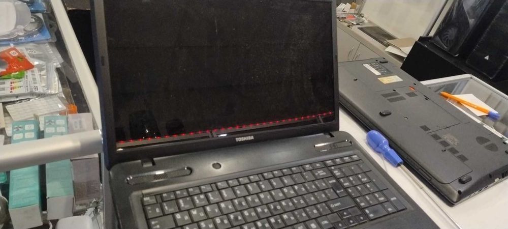 продам ноутбук Toshiba c670-13D