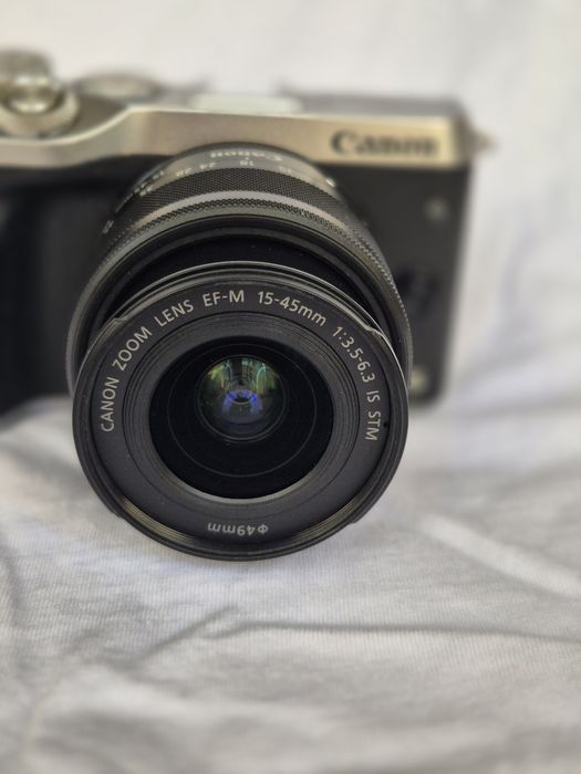Canon eos-m 6 + lente 15-45