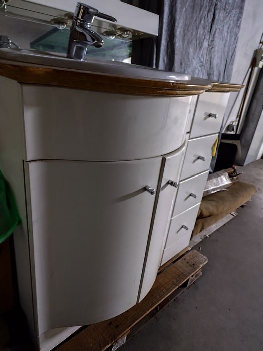 Armário casa de banho