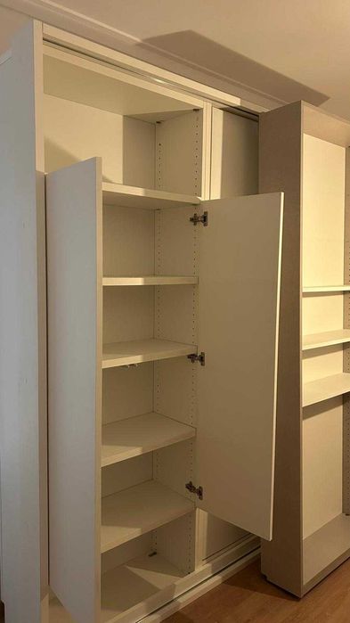 Armário com cama rebatível - Ótimo estado