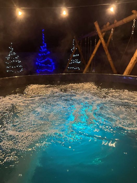 Будинок за містом ,з чаном та банею