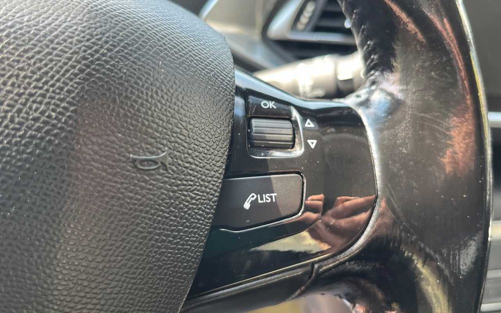 Peugeot 308 2015