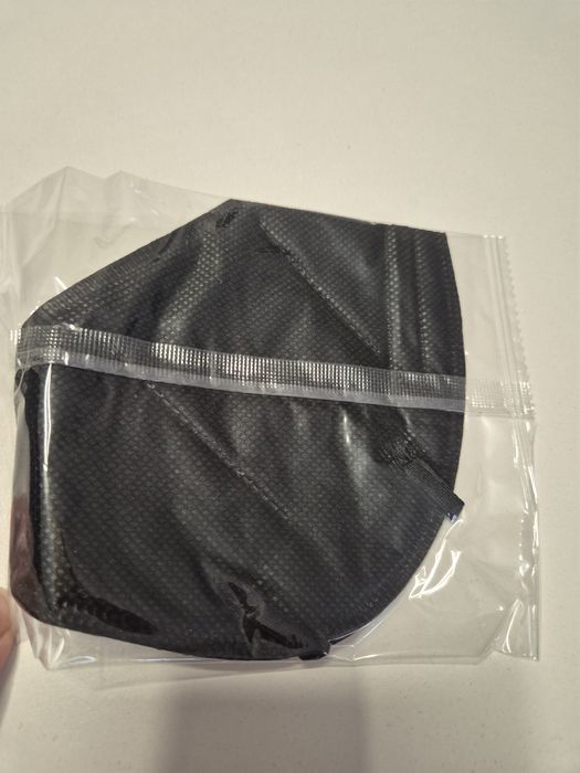 Maska przeciwpyłowa FFP2 5 warstw 30 szt