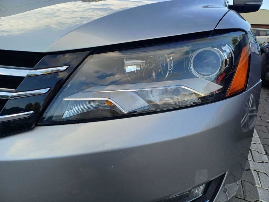 Volkswagen Passat (Фольксваген Пасат)