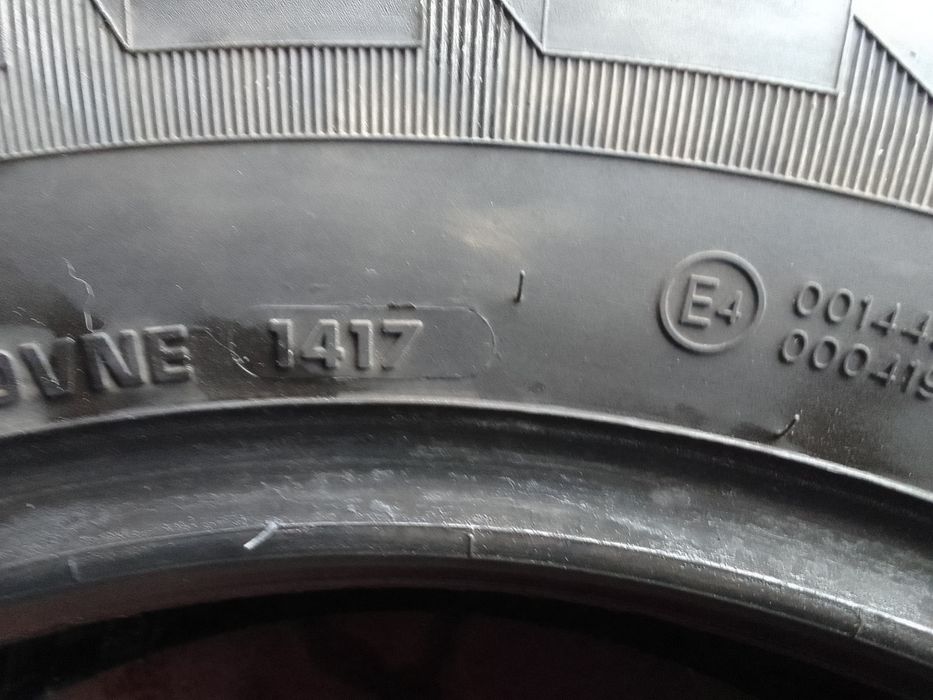 Opona letnia 205/75r16C VREDESTEIN 6.5mm