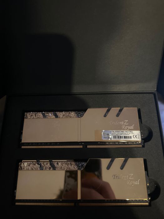 Nowe 16Gb RAMu 2 kostki x8Gb