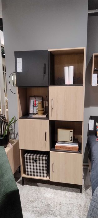 Regał Creative-salon firmowy Vox -Domar. ul. Braniborska