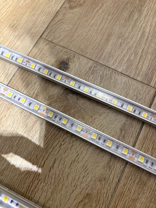 Listwy Led w aluminiowych korytkach