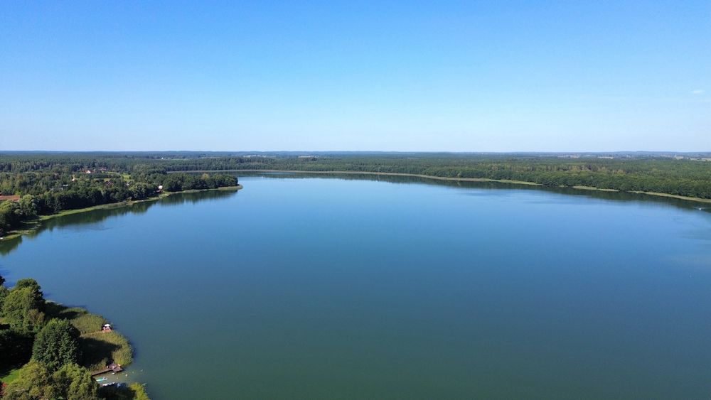 Wolne 4-6.01!Domek nad jeziorem z balią jacuzzi na Mazurach 2-12 os.