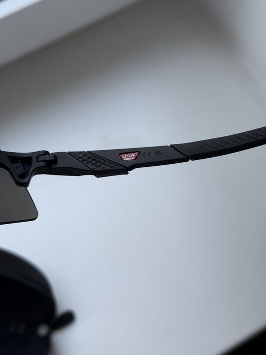 Окуляри Oakley