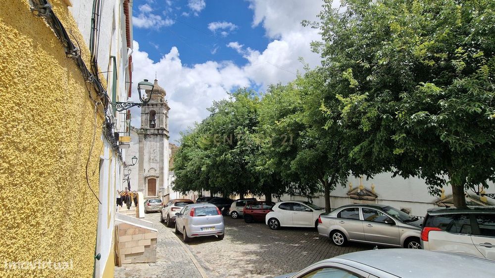 T1 Renovado no Coração do Centro Histórico de Elvas