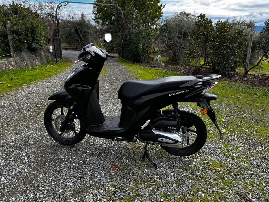 Honda Vision 110cc 450km