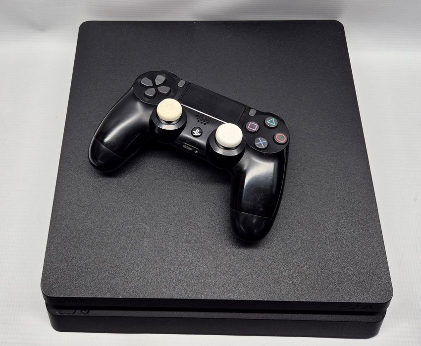 Konsola SONY PS4 1 TB + 1 pad, Komis Jasło Czackiego