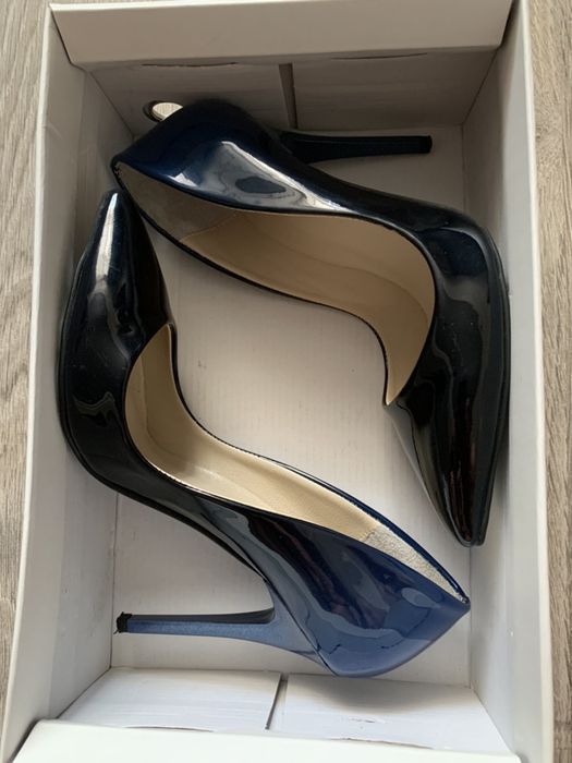 Кожаные туфли 37 размер